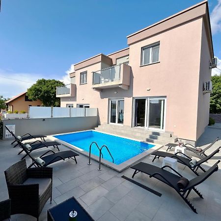 Holiday House "Sabine Green" Skrbčići Exteriör bild